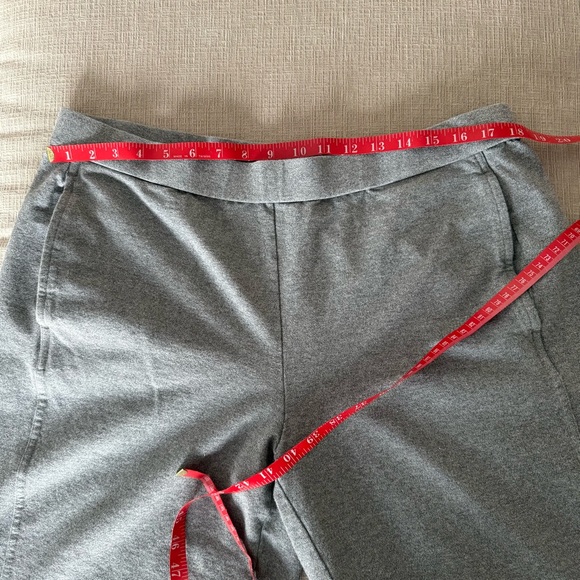 Eileen Fisher Cropped Gray Dress Pants, XL - Picture 11 of 12